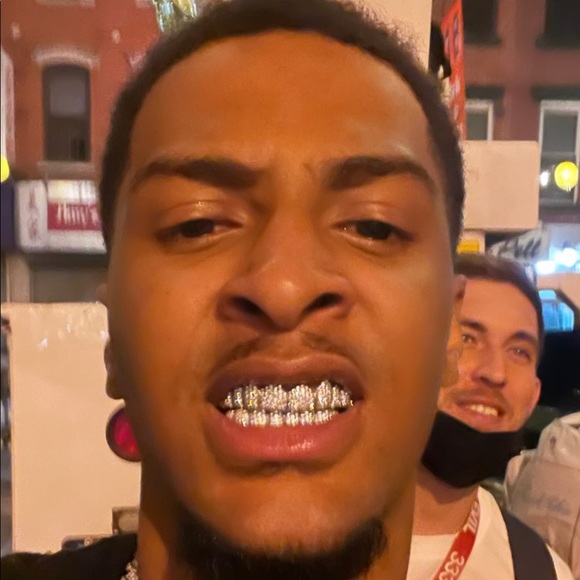 Profile Picture of Sean Mcgee (@seanmcgee285) on Poshmark