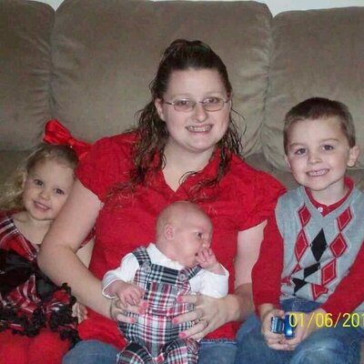 Profile Picture of Kim Isaacs (@Kimisaacs08) on Twitter