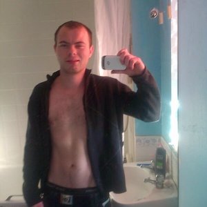 Profile Picture of Damien Hines (@damienh87) on Myspace