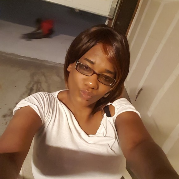 Profile Picture of Litina Jackson (@litina1981) on Poshmark