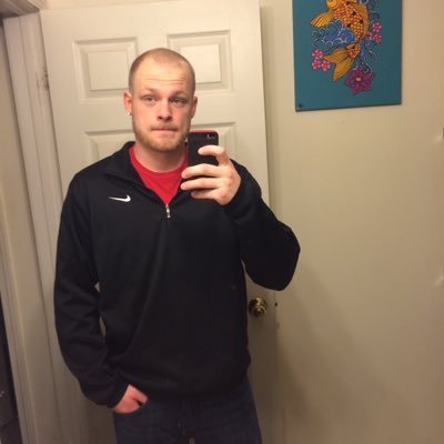 Profile Picture of Chris Nalley (@chrisnalley25) on Twitter