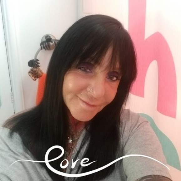 Profile Picture of Sue Helfand (@suehelfand) on Poshmark