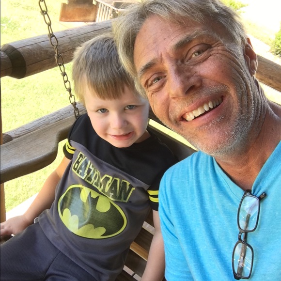 Profile Picture of Jim Swift (@pappyswift) on Poshmark