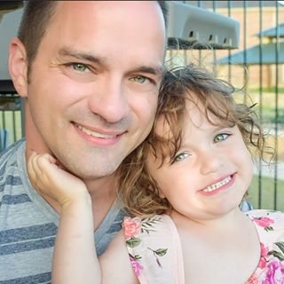 Profile Picture of Robert J. Luckenbill (@rjlcknbll) on Facebook