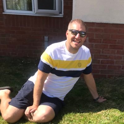 Profile Picture of Mike Cobb (@Cobby5) on Twitter