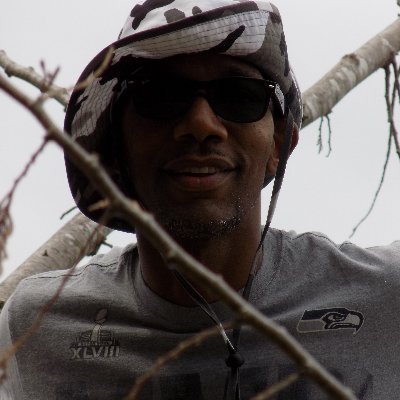 Profile Picture of K. Smithon Twitter