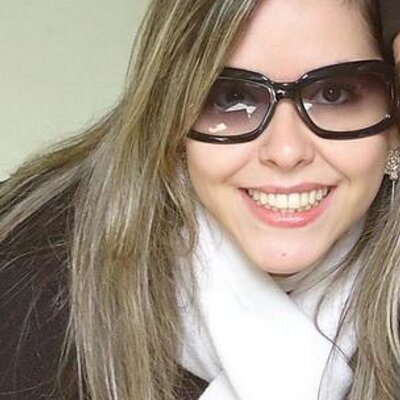 Profile Picture of Carolina Benites (@BenitesCarol) on Twitter