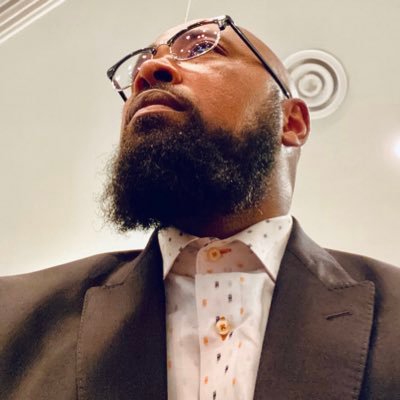 Profile Picture of Calvin Nichols Jr. (@CalvinNicholsJr) on Twitter