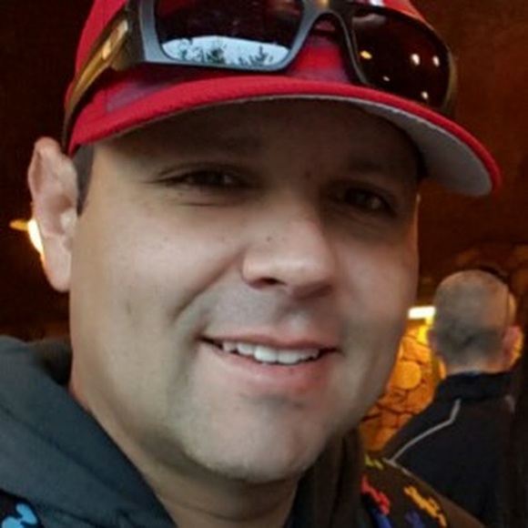 Profile Picture of Rocky Jimenez (@rockyjimenez10) on Poshmark