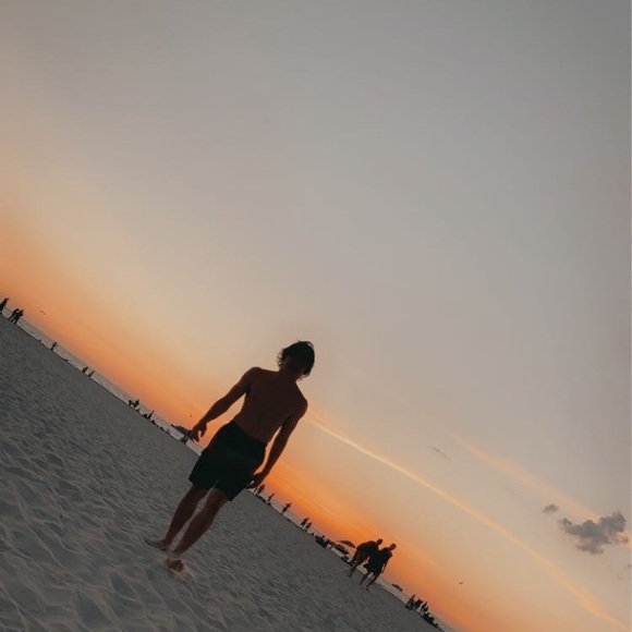 Profile Picture of Landon Dvorachek (@ldvorachek) on Poshmark