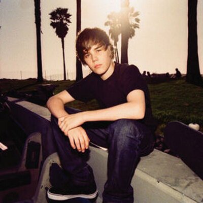 Profile Picture of Lara. :] (@_LoveJustinB) on Twitter