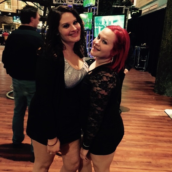 Profile Picture of Alyssa Lowther (@lysiegirlx3) on Poshmark