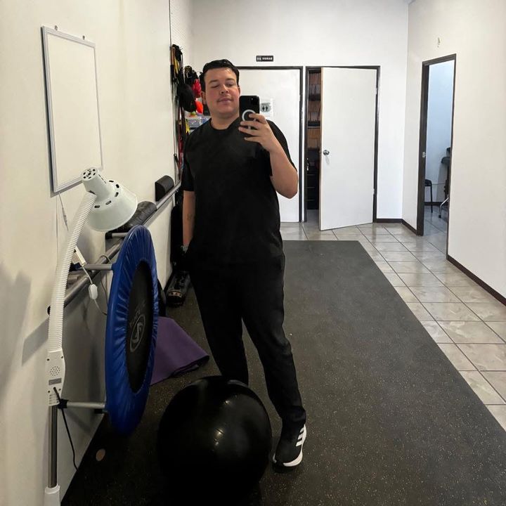 Profile Picture of Adrian Matamoros (@elfisiobellako) on Tiktok