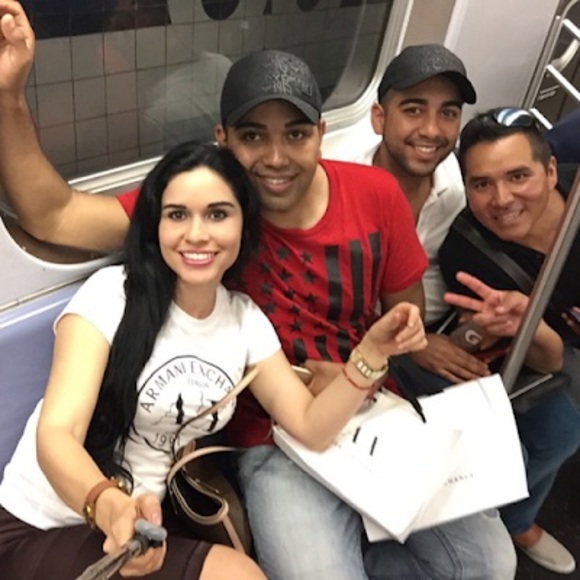 Profile Picture of Hector daniel Vela rogel (@danny85932) on Poshmark