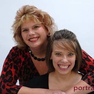 Profile Picture of Kelli Schultz (@kellischultz) on Twitter