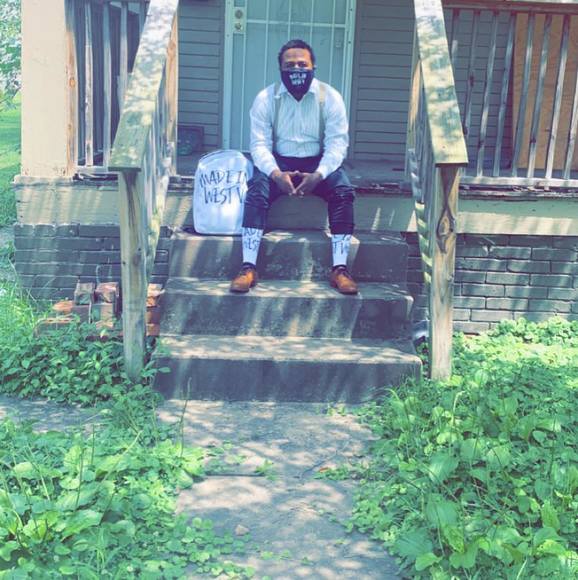 Profile Picture of Julian Tucker (@juliantucker769) on Poshmark