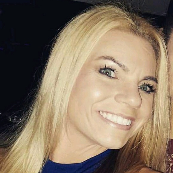 Profile Picture of Tasha Pearson (@tmp1224) on Poshmark