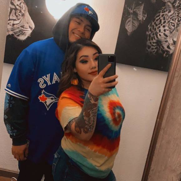 Profile Picture of Cristal Perez (@cristal_p) on Poshmark