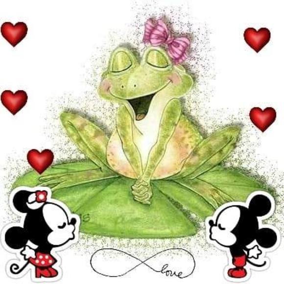 Profile Picture of Donna Kenitzer (@dlkblondie) on Poshmark