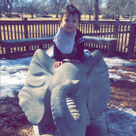 Profile Picture of Scarlotte P (@scarlotte69) on Poshmark