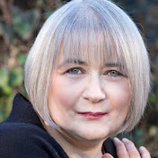 Profile Picture of Elaine Jackson (@ElaineJacksonNeonSkyBooks) on Youtube