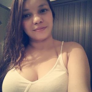 Profile Picture of Luz Mery Lopez (@LuzMerylopez10) on Twitter