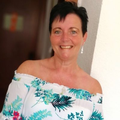 Profile Picture of MAXINE WATSON (@MAXINE64) on Twitter