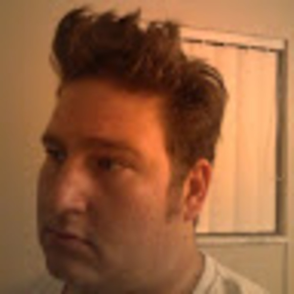 Profile Picture of Paul Breeze (@pbreeze37) on Poshmark