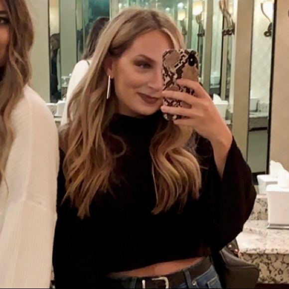 Profile Picture of Reagan Pfister (@reaganp) on Poshmark