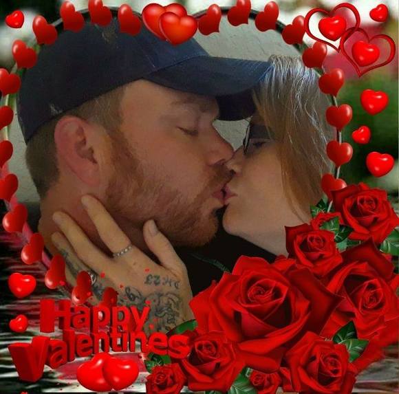 Profile Picture of Christina Hiney (@hineyc) on Poshmark