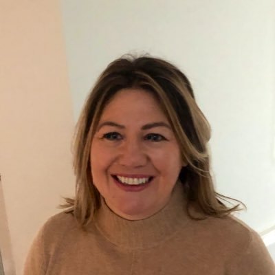 Profile Picture of Stephanie Jones (@stephjones01) on Twitter