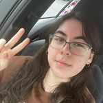 Profile Picture of Julia Kinney♊️ (@juliavkinney) on Instagram