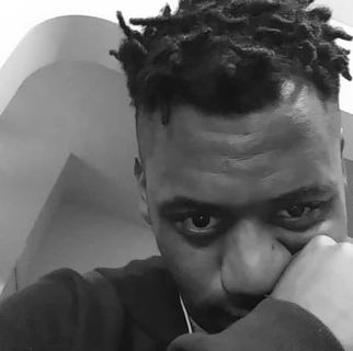 Profile Picture of John Landy (@micheal.hutchinson.7) on Facebook