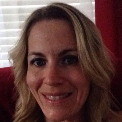 Profile Picture of Isabelle Poulin (@isapoulin77) on Twitter