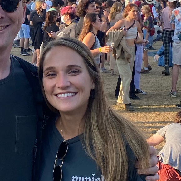 Profile Picture of Paige Veech (@paigeveech) on Poshmark