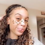 Profile Picture of 𝓬𝓱𝓵𝓸𝓮 𝓫𝔂𝓻𝓭 🌻✰ (@bchloee07) on Instagram