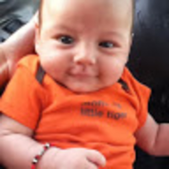 Profile Picture of Luis Toruno (@luistoruno7) on Poshmark