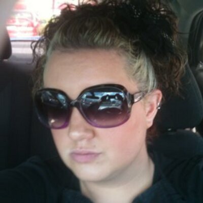 Profile Picture of Ami Csora (@@acsora1985) on Twitter