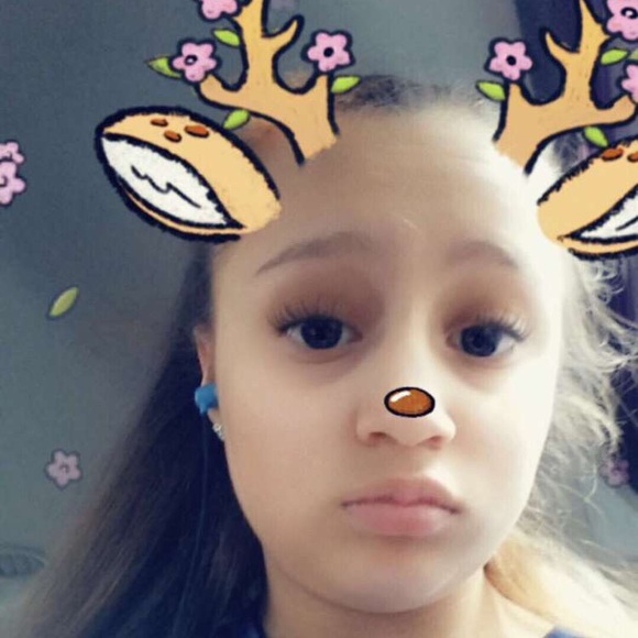 Corrinne Oxlaj - Poshmark Profile Picture of Corrinne Oxlaj (@oxlajgang) on Poshmark