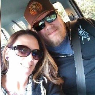 Profile Picture of Amanda Hartranft (Hartranft) (@HOTDOGSGIRL) on Facebook