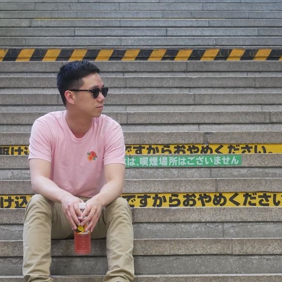 Profile Picture of Steven Wan (@sneaksing) on Poshmark