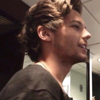 Profile Picture of Alice Loves Louis (@lwtsoulgf) on Twitter