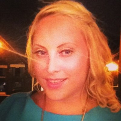 Profile Picture of ℓornҩ٭ (@LornaBates) on Twitter