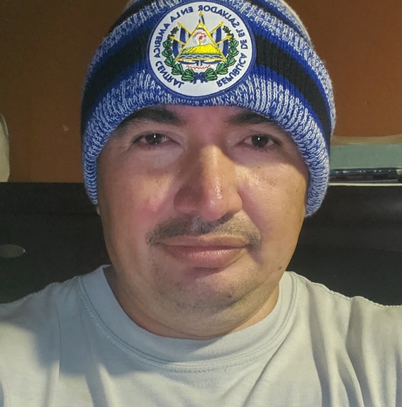 Profile Picture of Julio Lopez (@juliolopez2631) on Poshmark