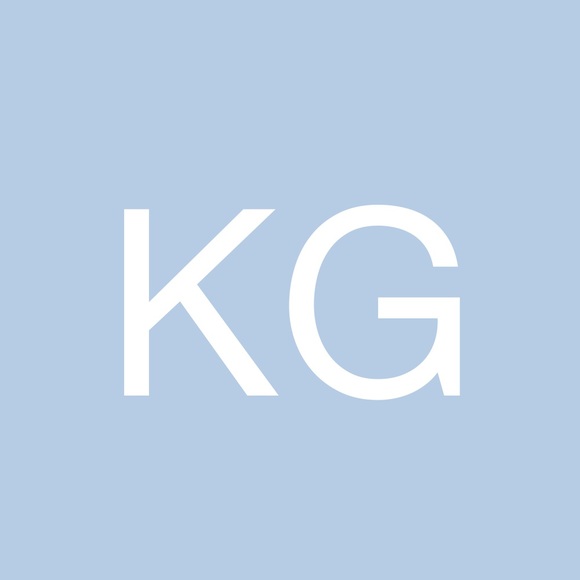 Profile Picture of Kim Gamble (@kdg801) on Poshmark