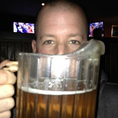 Profile Picture of Jason Easton (@@easterbunny69) on Twitter