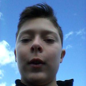 Profile Picture of Charlie Davey (@charliedavey5) on Twitter