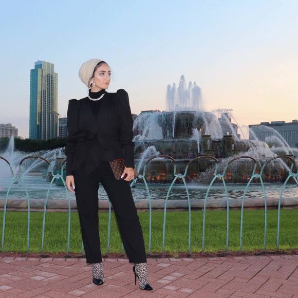 Profile Picture of Heba Alsheikh (@hebaalsheikh) on Poshmark