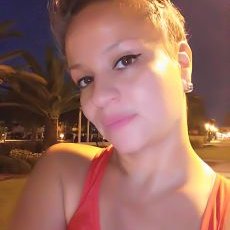 Profile Picture of Iris Troche (@troche_iris) on Twitter