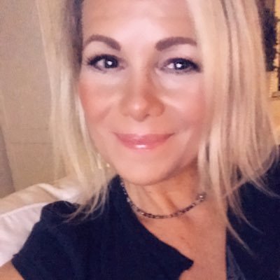 Profile Picture of Linda Karlsson (@lindaplingplong) on Twitter